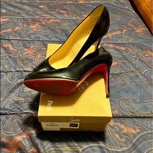 Authentic Christian Louboutin pump